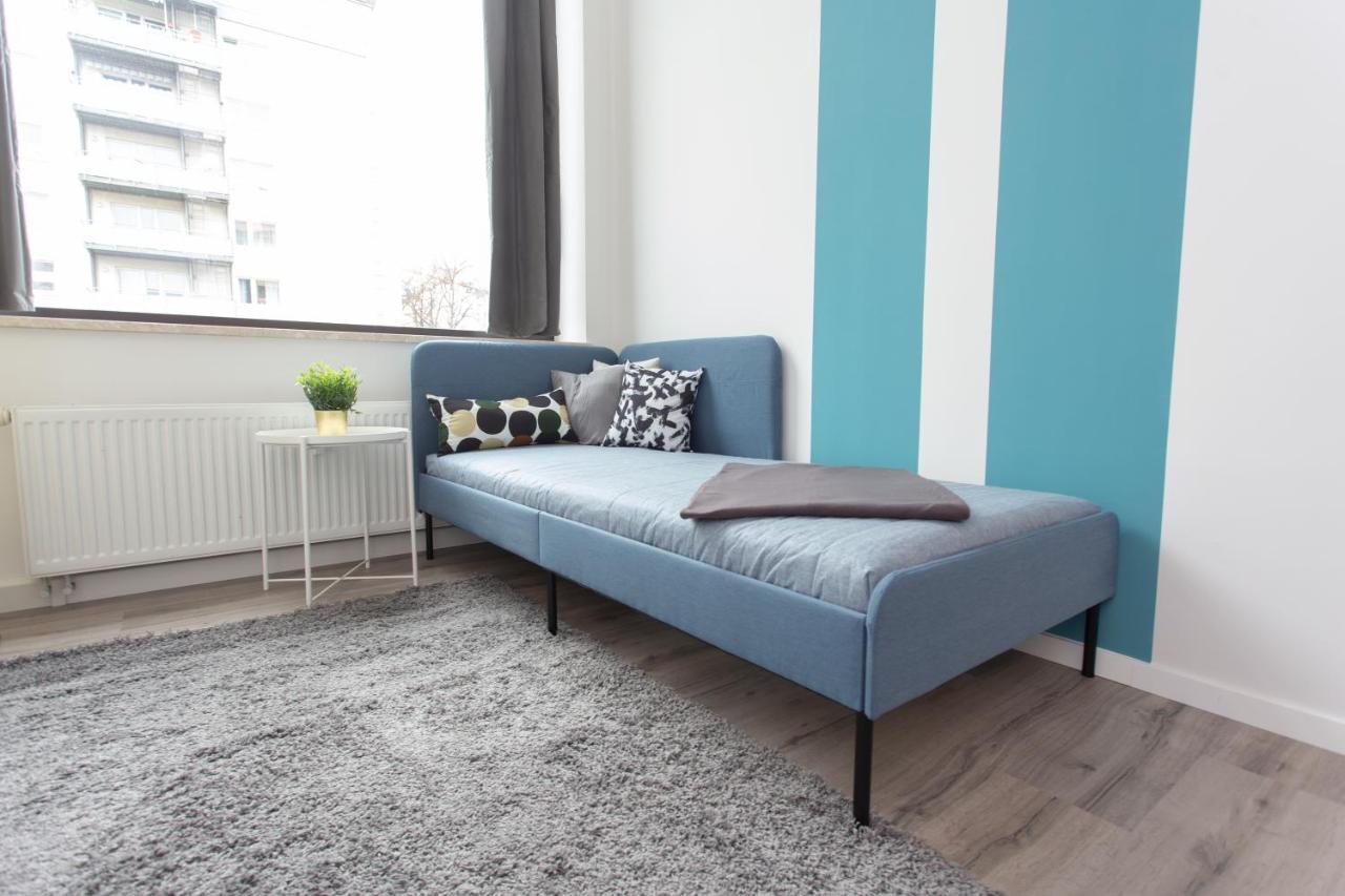 Fullhouse - - R11 - Marketplace * Chemnitz